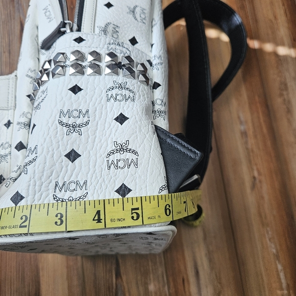 Classic White MCM Backpack - Picture 5 of 12